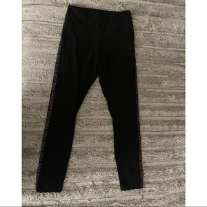 PINK size L ~ black leggings